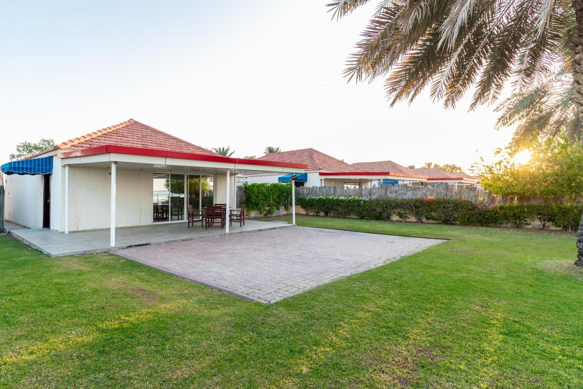 Barracuda Resort Umm al-Quwain Exterior photo