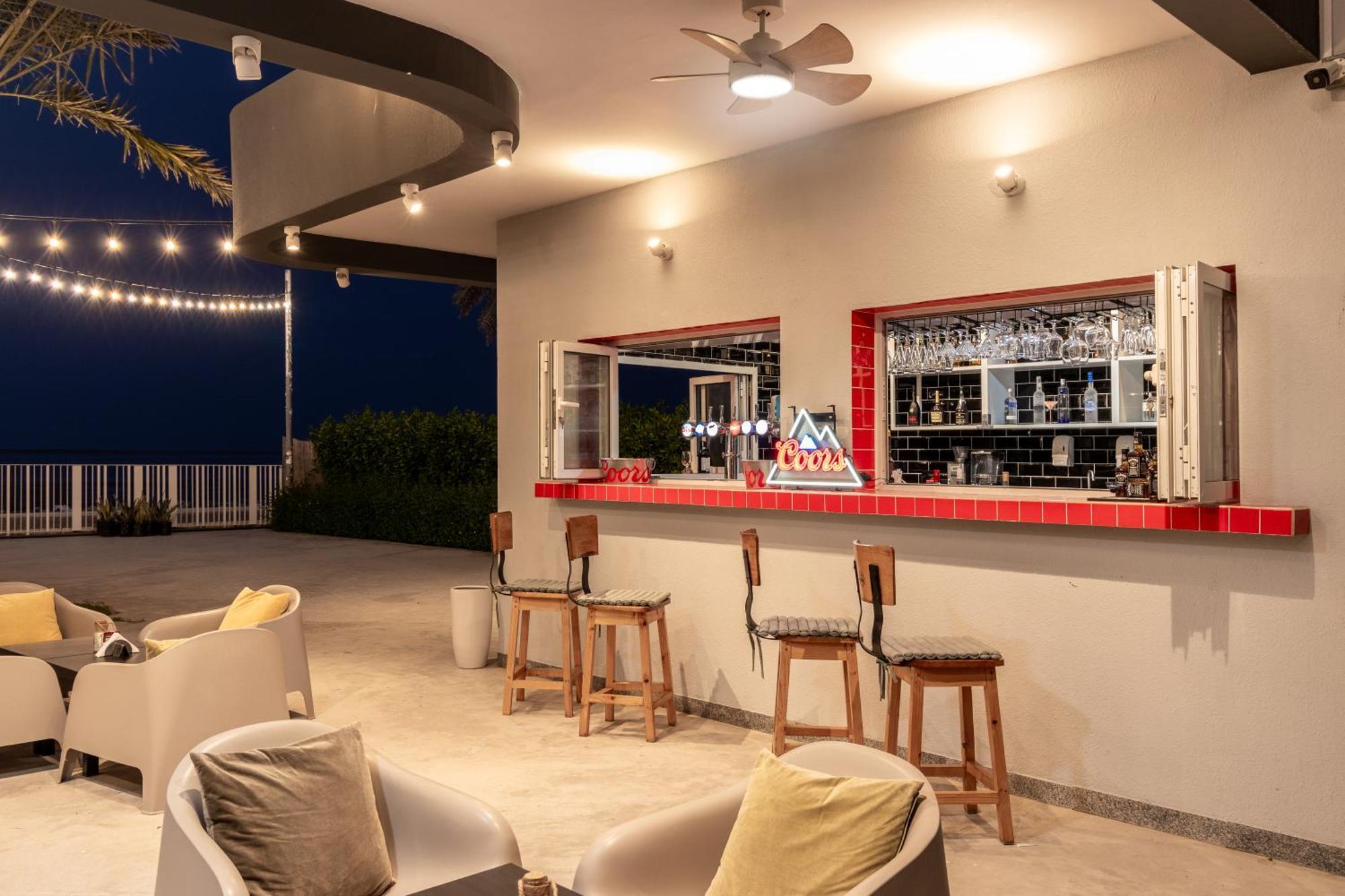 Barracuda Resort Umm al-Quwain Exterior photo